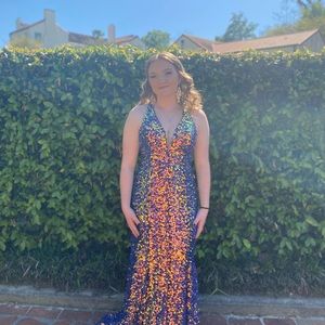 Meet your Posher, Alex